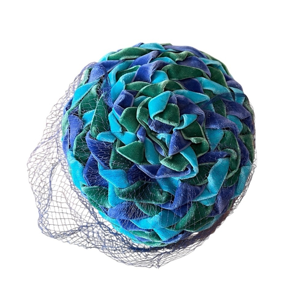 Vintage 1960’s Velvet Pillbox Cocktail Hat with Veil Union Made Blue Green - Picture 3 of 6